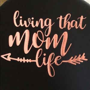 MOM LIFE T-shirt